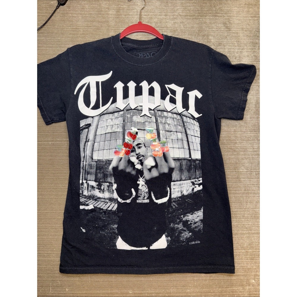 2Pac Fingers T-Shirt Size S 90's Tupac Shakur Mike Miller Photo Black Tee Small